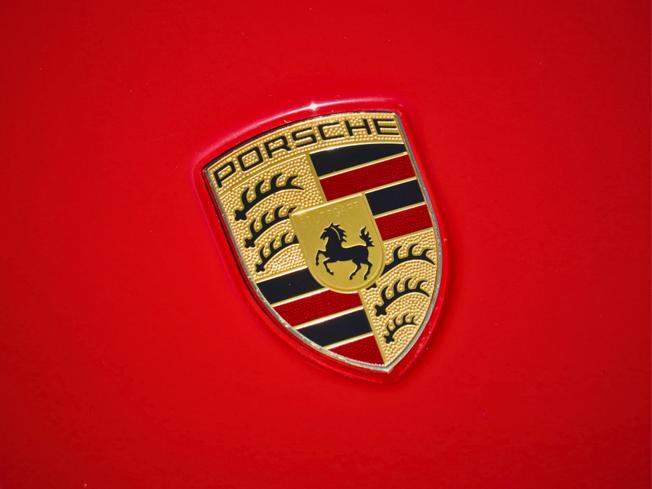 PORSCHE 911 Photo 7