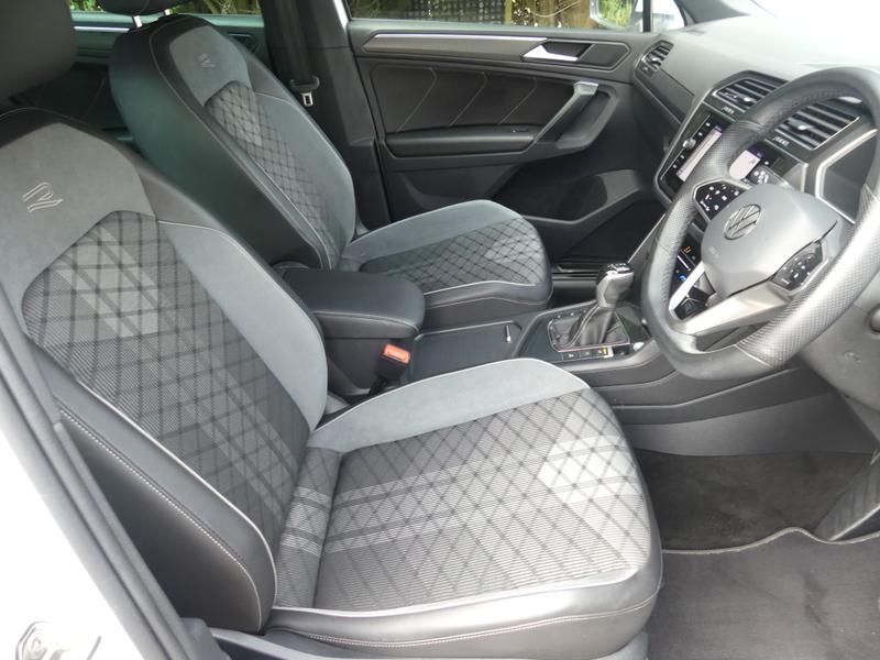 Volkswagen Tiguan Photo d95431db-1c6f-48da-9458-a4ac1b6efe13.jpg