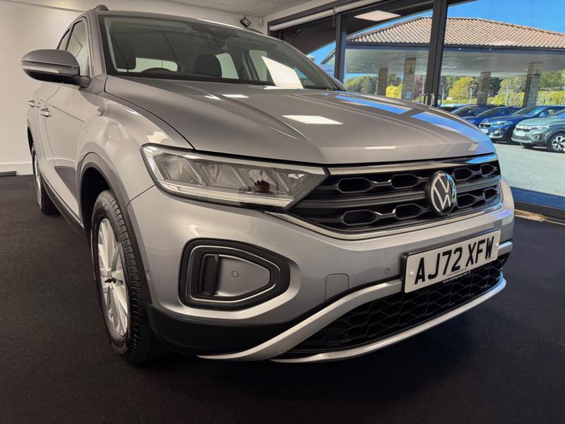 Volkswagen T-Roc Photo d959cc20-8422-49cf-8b44-0250ac3f45eb.jpg