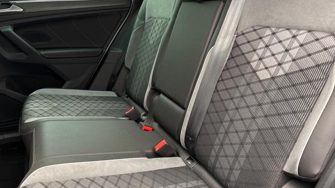 VOLKSWAGEN Tiguan Photo 7