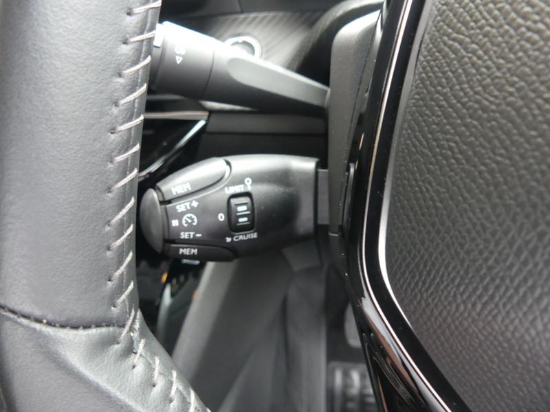 Peugeot 208 Photo d95ff845-82e0-478f-95ad-f2276b7c477e.jpg