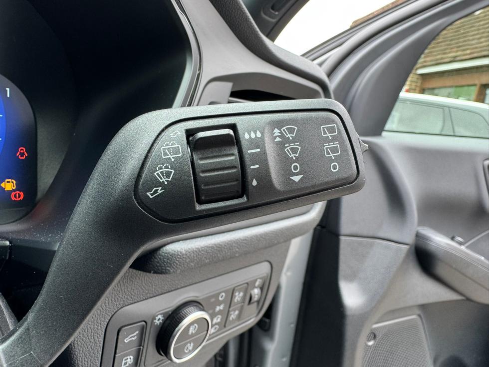 Ford Kuga Photo d96b6705-90b1-4f5e-bdf7-4d9388d6fc9e.JPEG