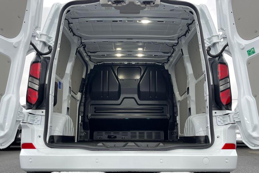 Ford TRANSIT CUSTOM Photo d9768c98-1b73-4042-874e-1d3b182e3675.jpg