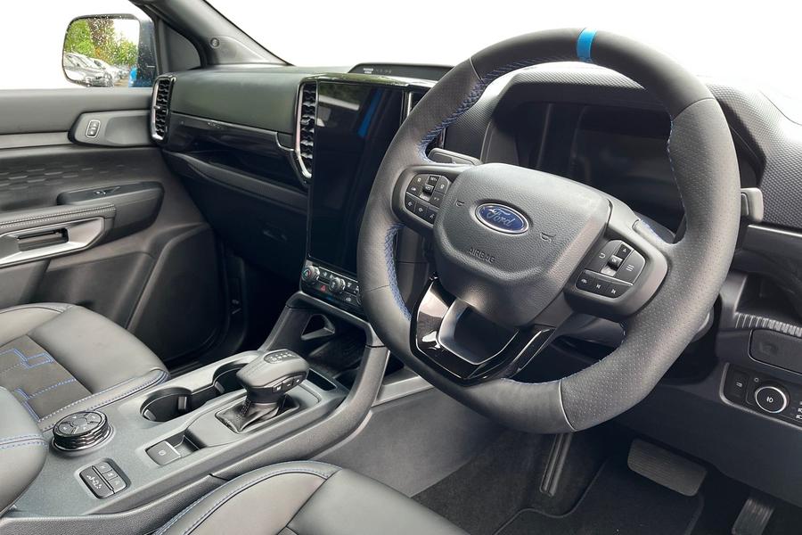 Ford RANGER Photo d995d15d-07fe-4993-aafd-dd7fa3dc1687.jpg