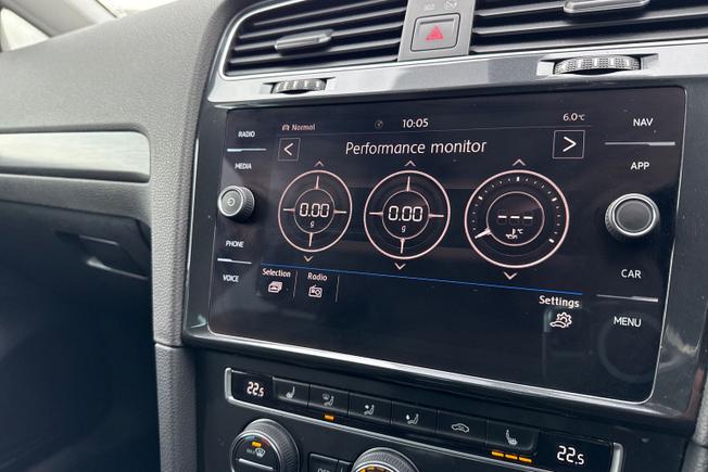 VOLKSWAGEN Golf Photo 33