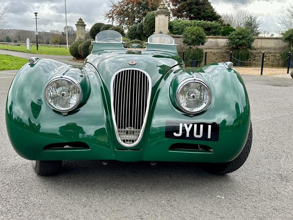Used Jaguar XK120 1JYU 7