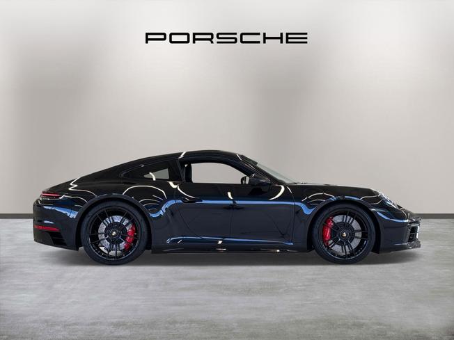 PORSCHE 911 Photo 8