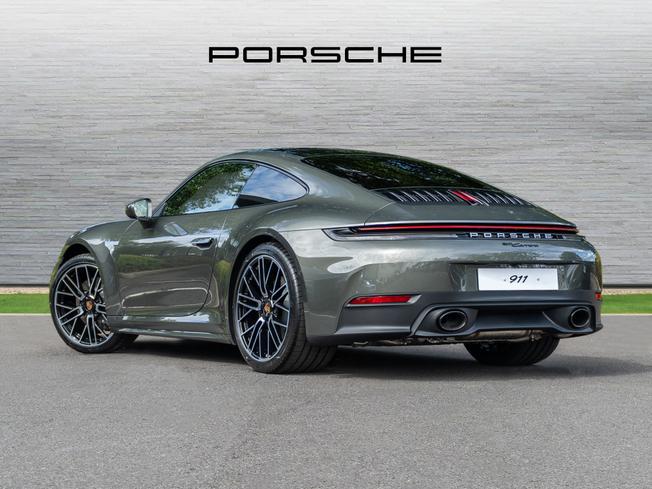 PORSCHE 911 Photo 2