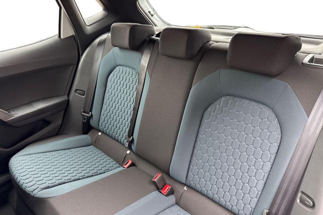 SEAT Ibiza Photo 9