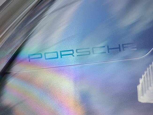 PORSCHE 911 Photo 8