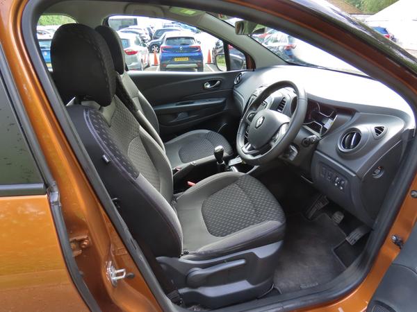 Used Renault Captur HS17HBJ 17