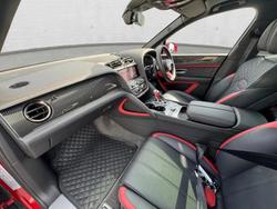 BENTLEY Bentayga Photo 2