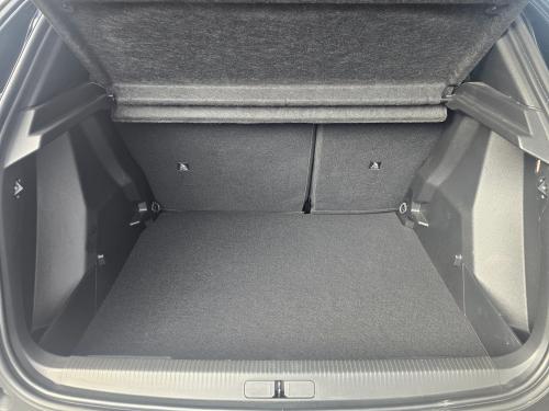 Peugeot 2008 Photo d9f3971c-4609-420b-8fd2-d9c00dd21cc7.jpg