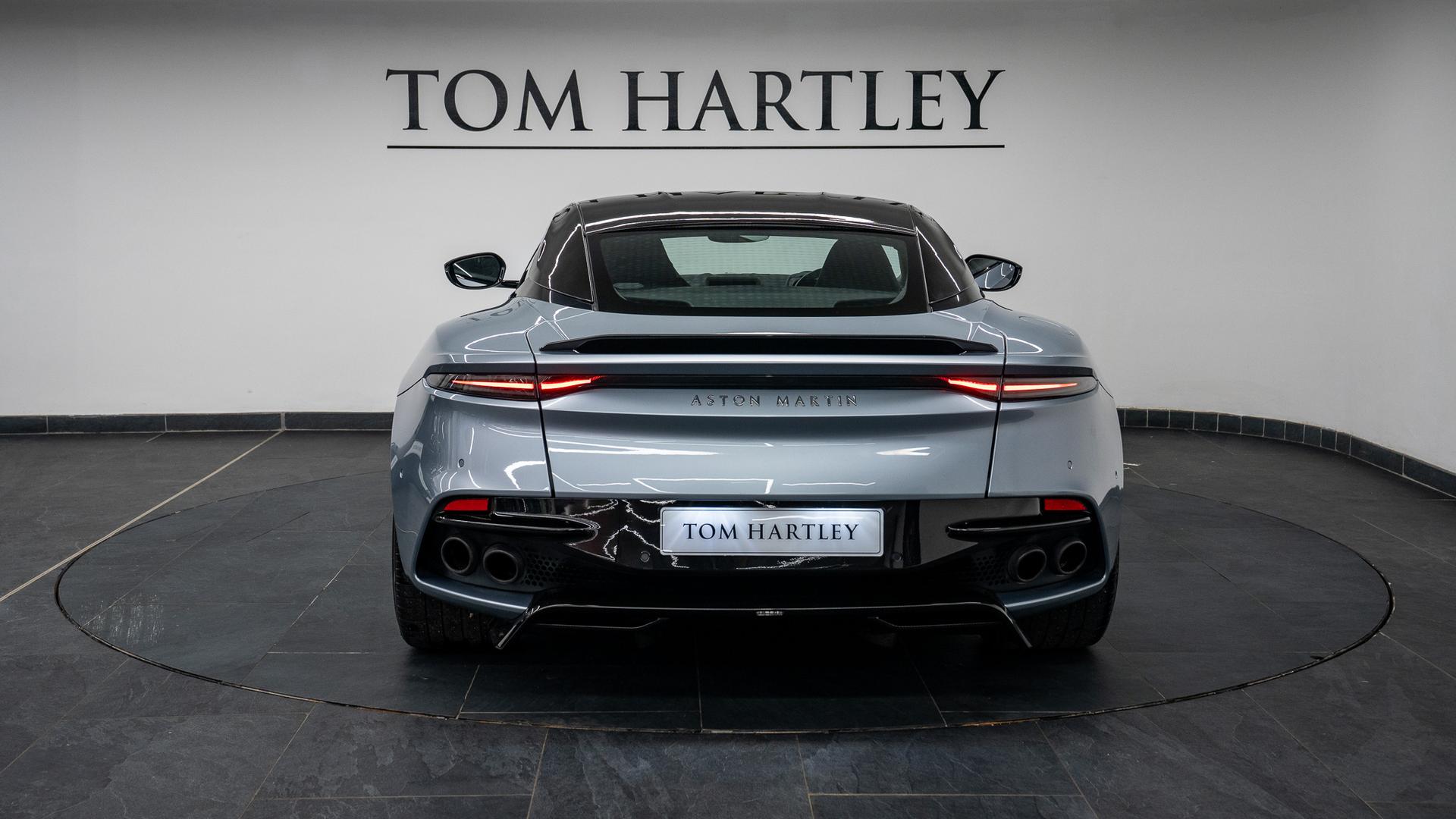 Aston Martin DBS Photo da01aa66-2837-4052-a912-0633dbc07d37.jpg