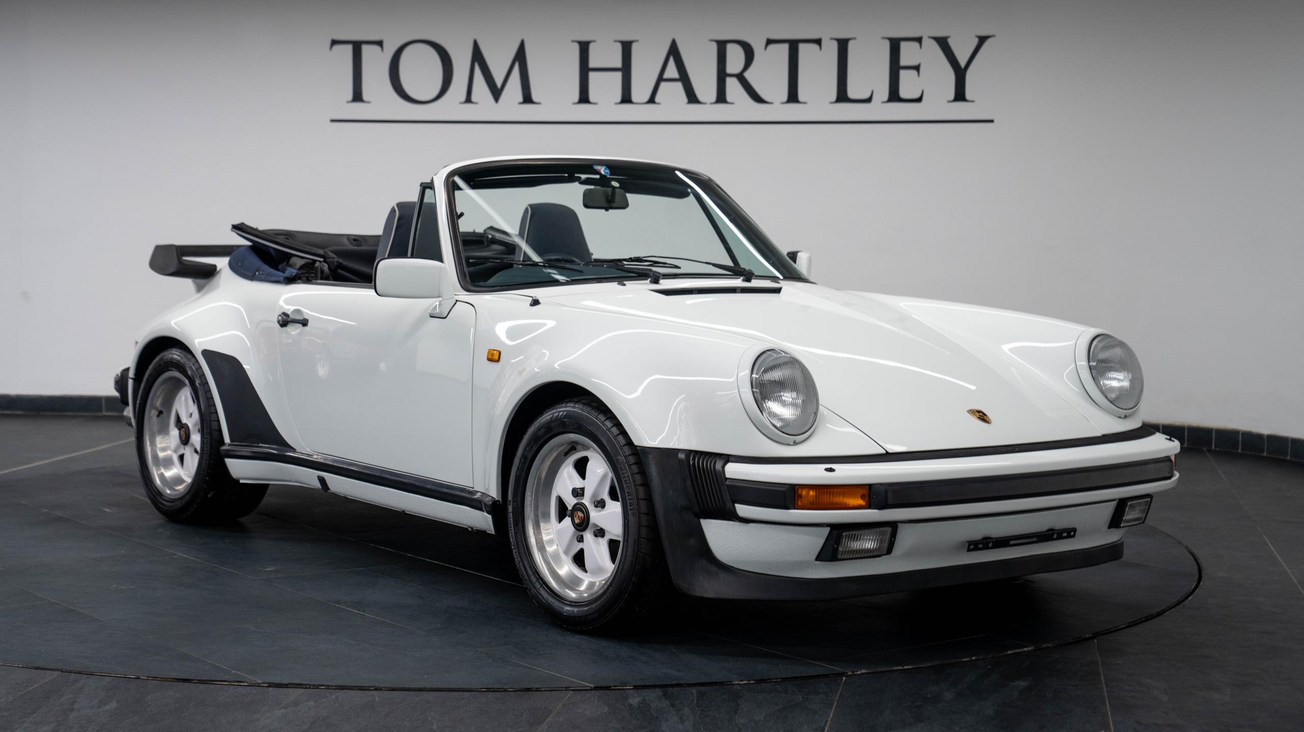 1990/G Porsche 911 Carrera Supe...