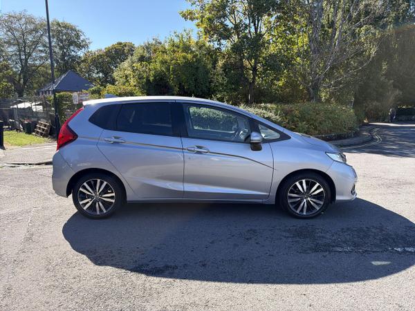 Honda Jazz Photo 2