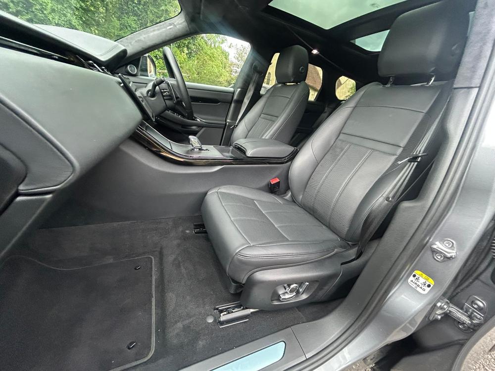 Used Land Rover Range Rover Evoque KN25GWV 25