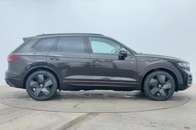 VOLKSWAGEN Touareg Photo 4