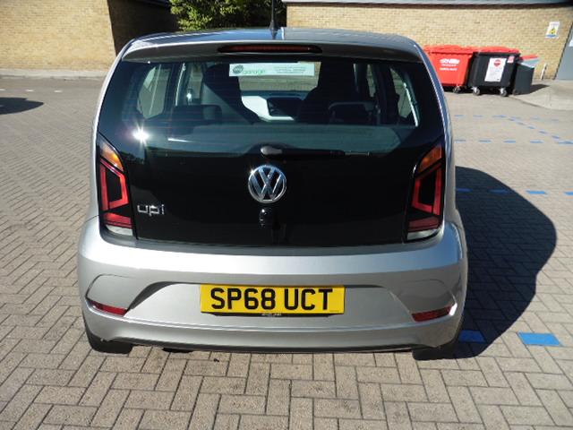 Used Volkswagen UP 1.0 SP68UCT 12