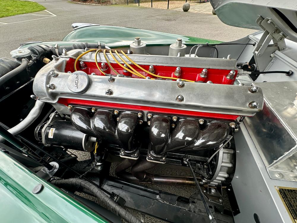 Used Jaguar XK120 1JYU 29