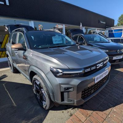 Used ~ Dacia BIGSTER extreme hybrid 155 at Harwoods Garage
