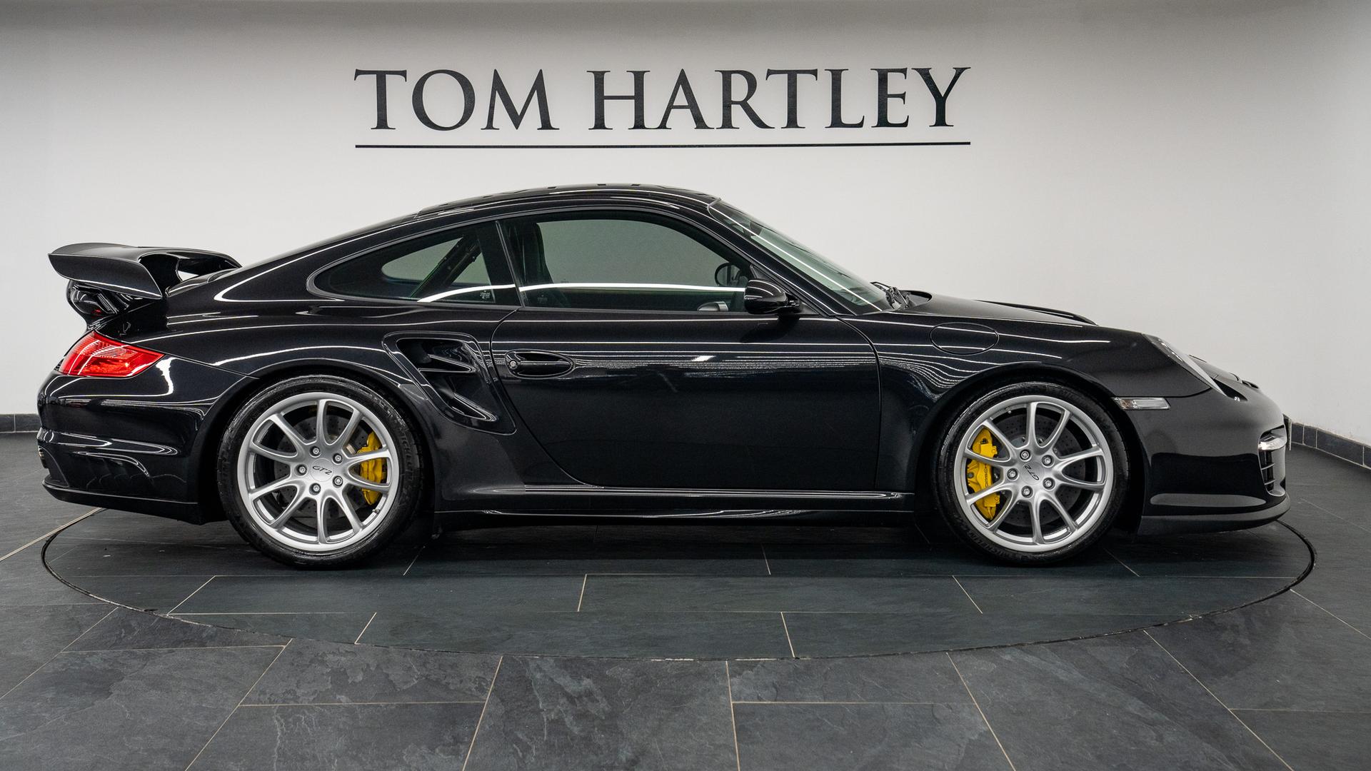 Porsche 911 Photo dae0c5d6-ca88-4614-a8be-263311237a95.jpg