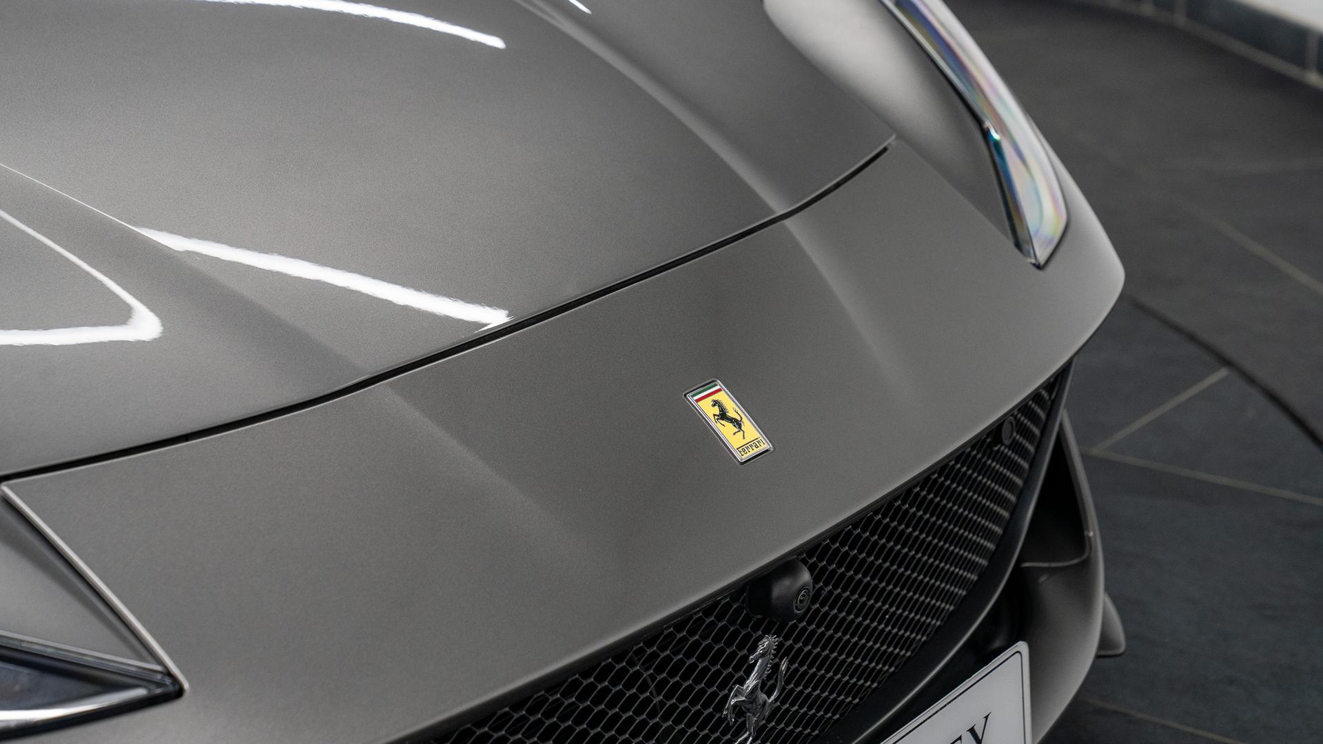 Ferrari 812 Photo daf37ad9-fd55-47c7-b8e9-732f1c898f35.jpg