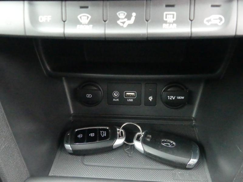 Hyundai KONA Photo db02c1f1-2c6f-4018-9be8-cbdfbdc451ba.jpg