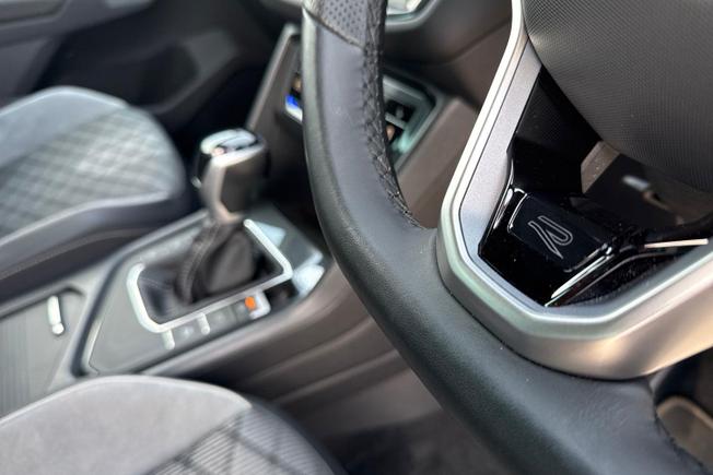 VOLKSWAGEN Tiguan Photo 28