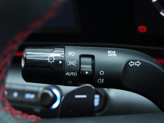 Hyundai KONA Photo db056f8e-7570-4b9f-85b3-9911a327d2f0.jpg