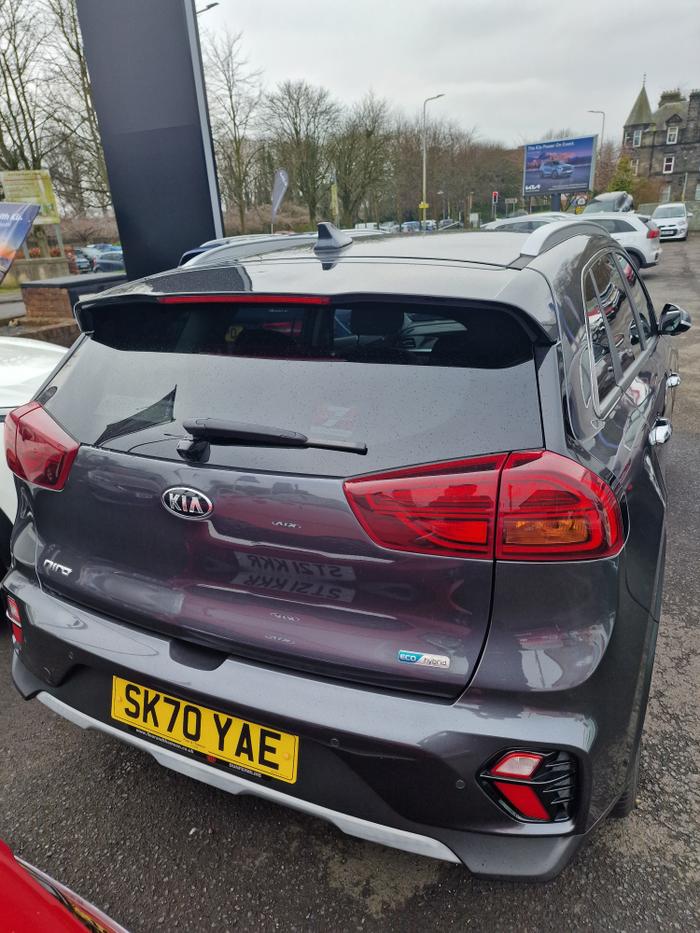 Kia Niro 1.6 GDi 2 in Graphite £18,295