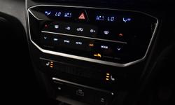 SsangYong TIVOLI Photo 17