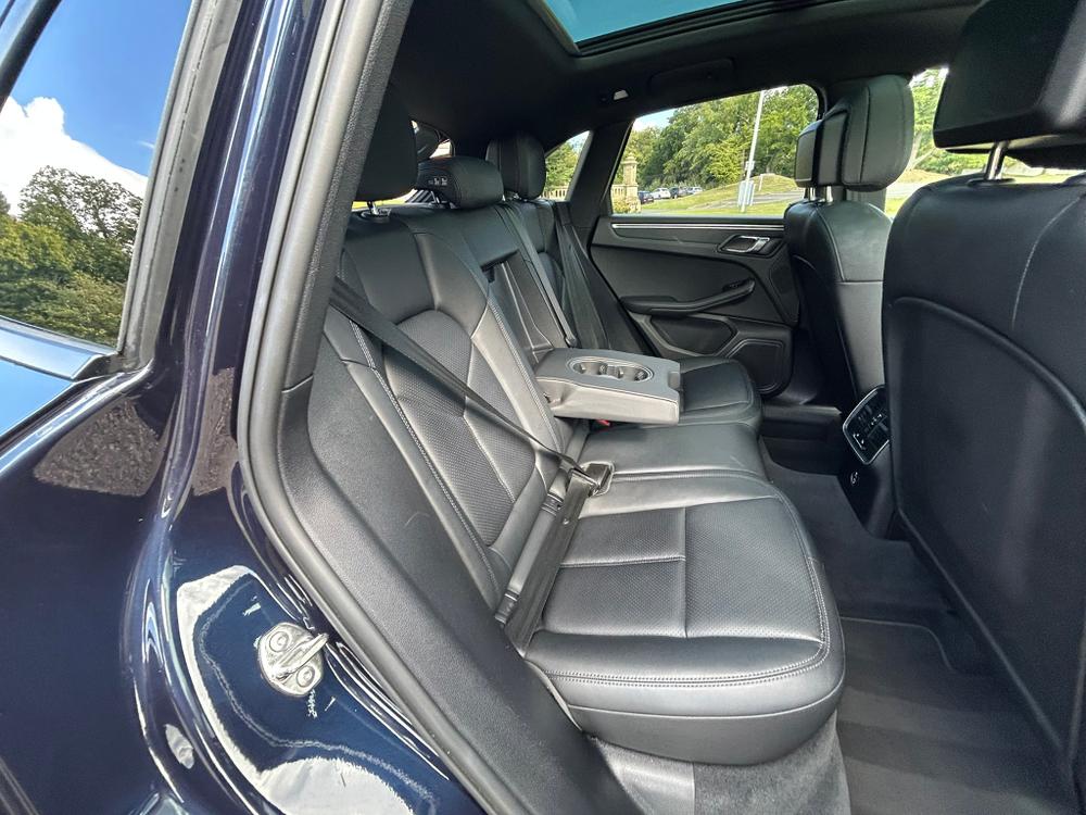 Used Porsche Macan RA71BBJ 15
