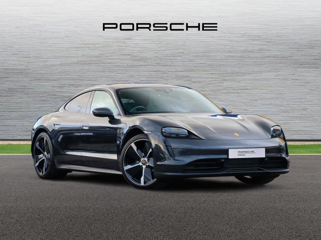 Porsche TAYCAN Photo 1
