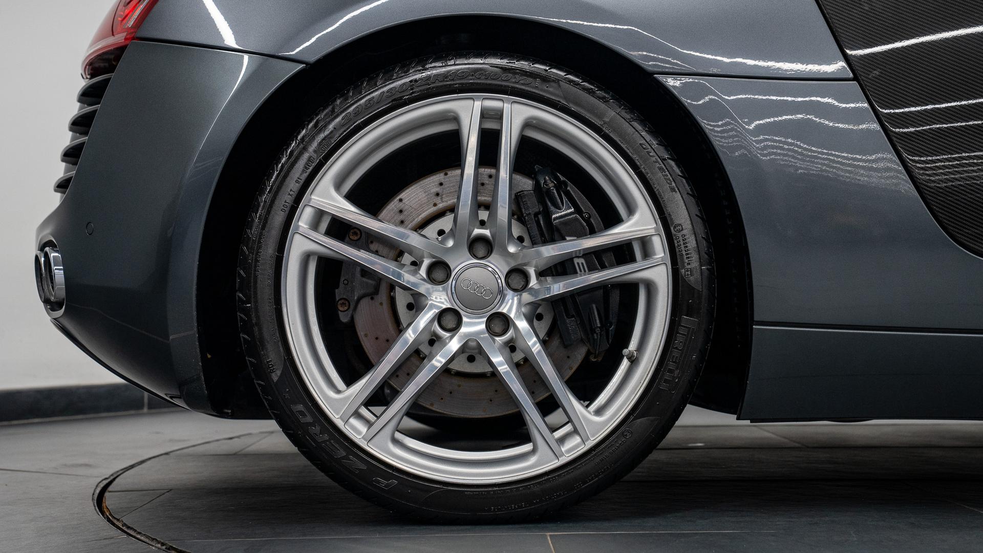 Audi R8 Photo db491ee2-62fe-4d51-be96-425d893a6d56.jpg