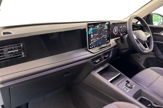 VOLKSWAGEN Tiguan Photo 2
