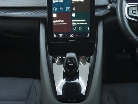 Polestar Polestar 2 Photo db6900cd-f856-4d75-8cad-9133126347a7.jpg