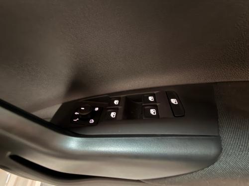 Volkswagen Polo Photo db6f02bd-d9ab-4be7-9049-ece1ba743e82.jpeg