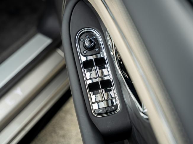 BENTLEY Continental GTC  Photo 31