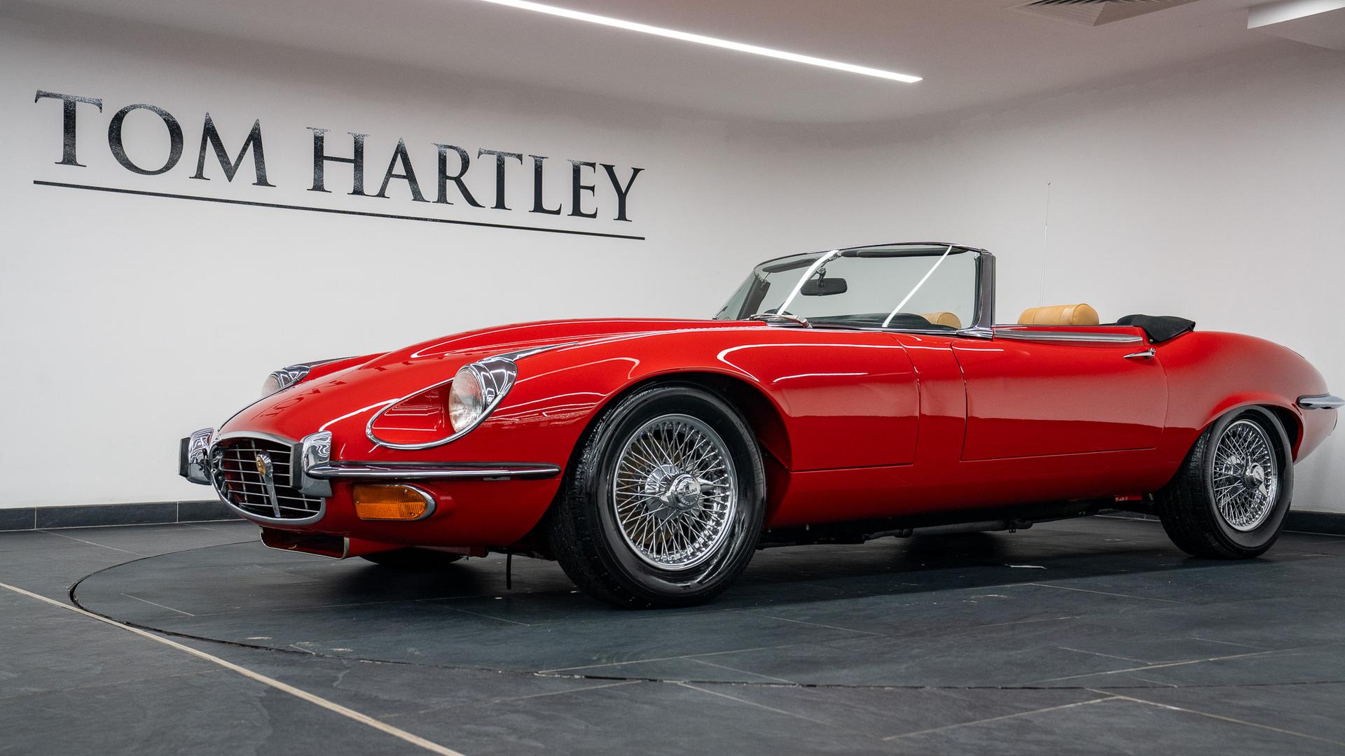 Jaguar E-Type Photo db883e98-5220-432b-ae0f-a77c98add640.jpg