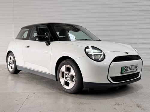 MINI Electric Cooper Photo db8e73e3-73f2-427e-80dd-8b43f839cab9.jpeg