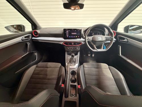 SEAT Arona Photo db942ba8-86b0-4a09-a7d2-56e14d1627d1.jpeg