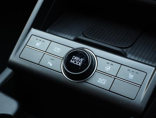 Hyundai KONA Photo dbb8010b-046c-4e67-9587-60a69a7a8fb9.jpg