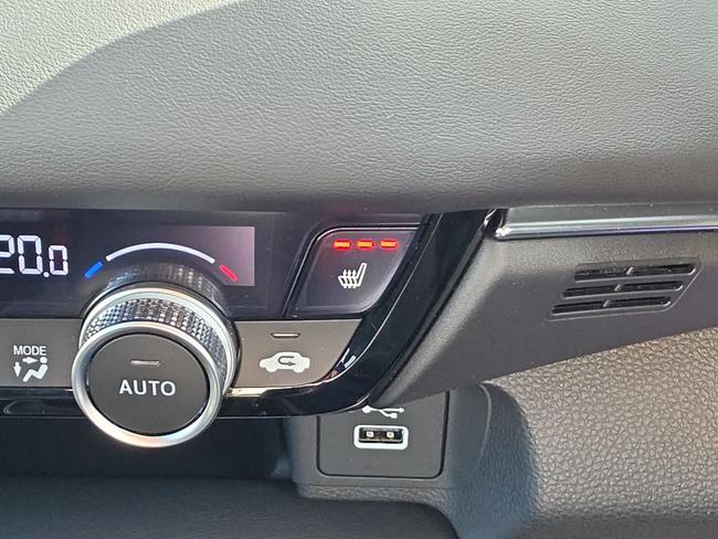 Honda HR-V Photo dbd79678-48c8-4d8d-a68d-430a11d07f3c.jpg