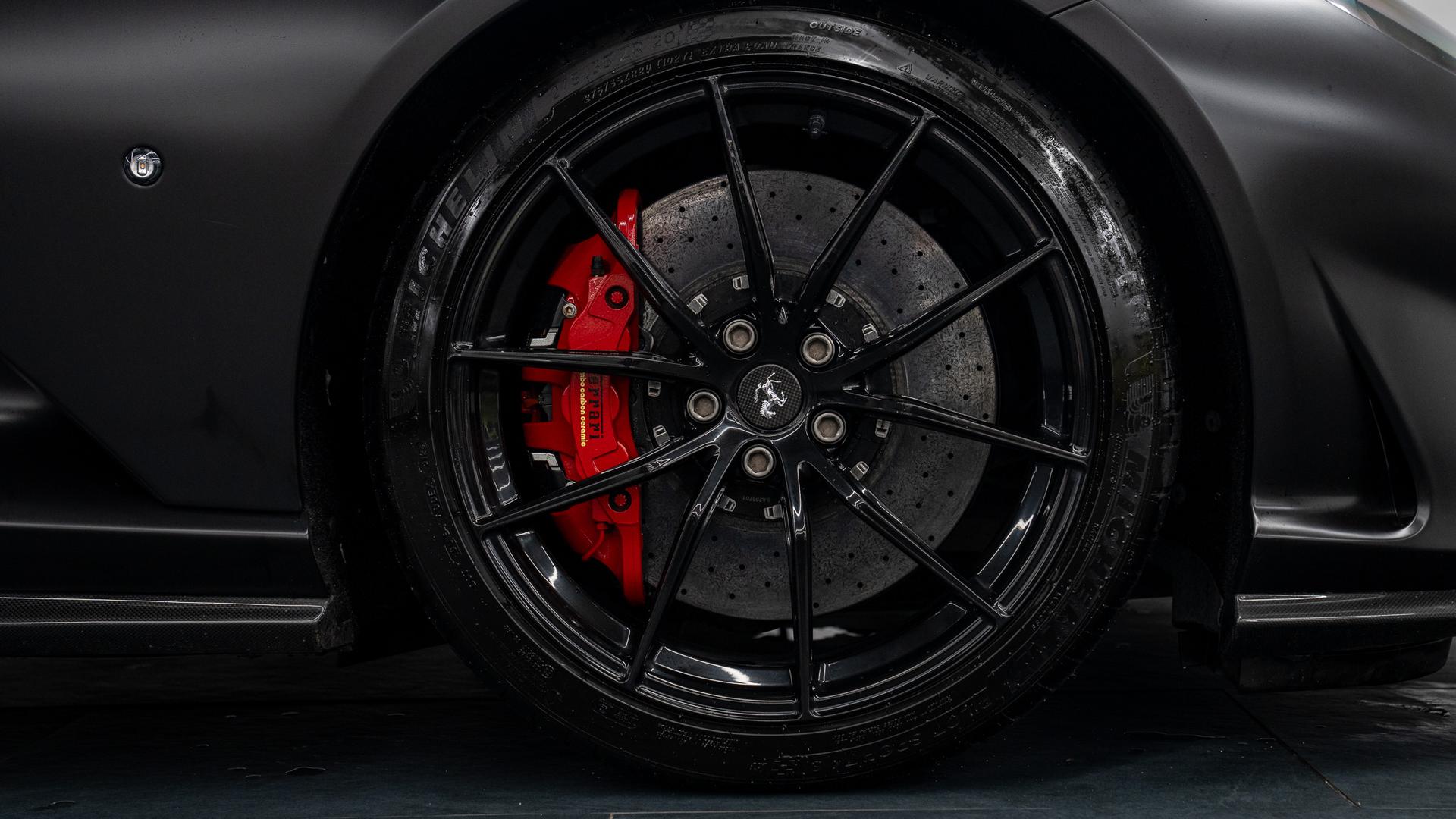 Ferrari 812 Photo dbd84fed-6881-4619-b99e-02e0d54ac5c5.jpg