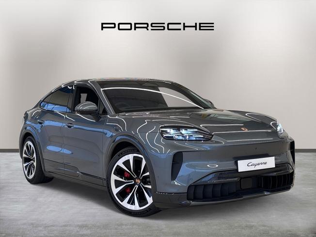 Porsche Cayenne Photo 1