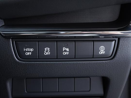 Mazda 3 Photo dbe2d321-09b8-43fc-b0f3-d8920b0b352e.jpg