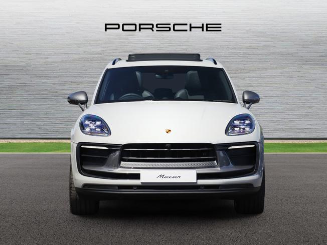 PORSCHE Macan Photo 4