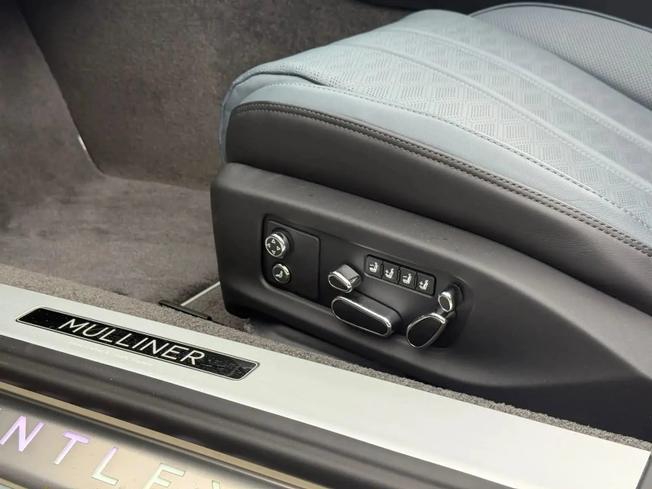 BENTLEY Continental Photo 14