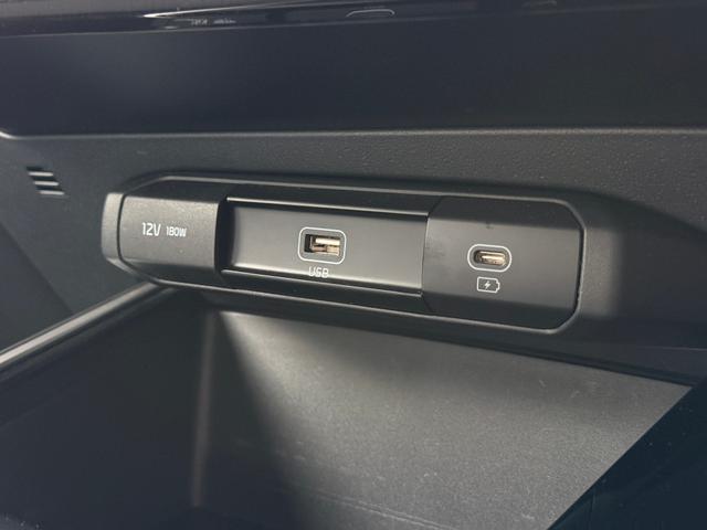 Kia Niro Photo dbfc8fcf-8713-49c6-811d-5a6729bdb586.jpg